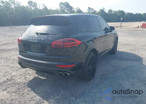 2016 Porsche Cayenne E-Hybrid S из США, поврежденный, VIN WP1AE2A27GLA59572